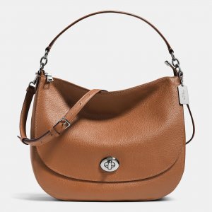 New Realer Coach Turnlock Hobo In Pebble Leather