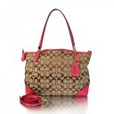 Lady Beloved Coach Edie Shoulder Bag In Signature Jacquard