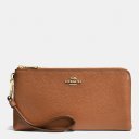 Mature Female Coach Double Zip Wallet In Pebble Leather